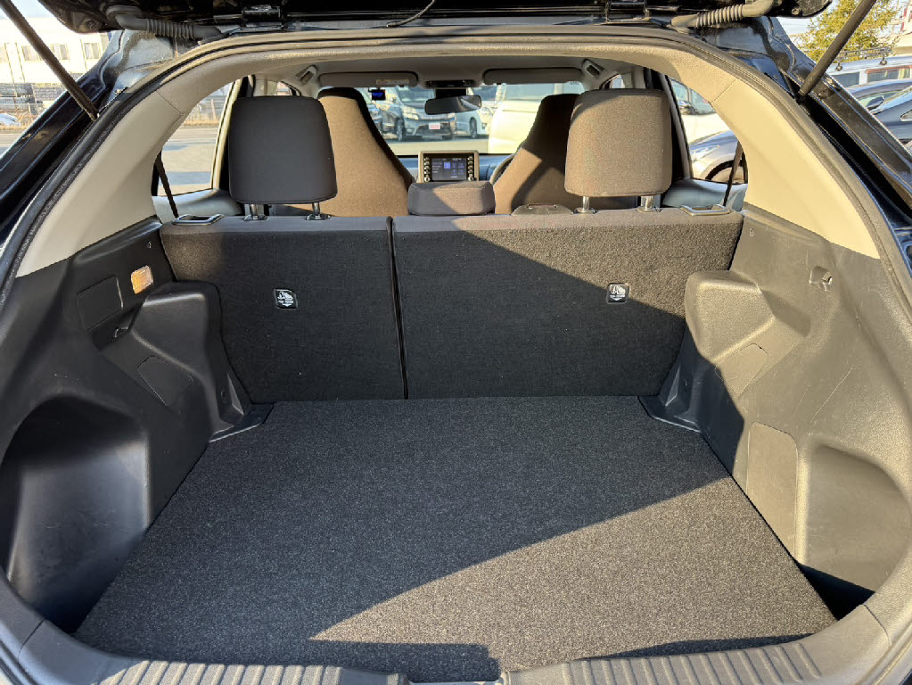 トヨタ ヤリス クロス X 4WD