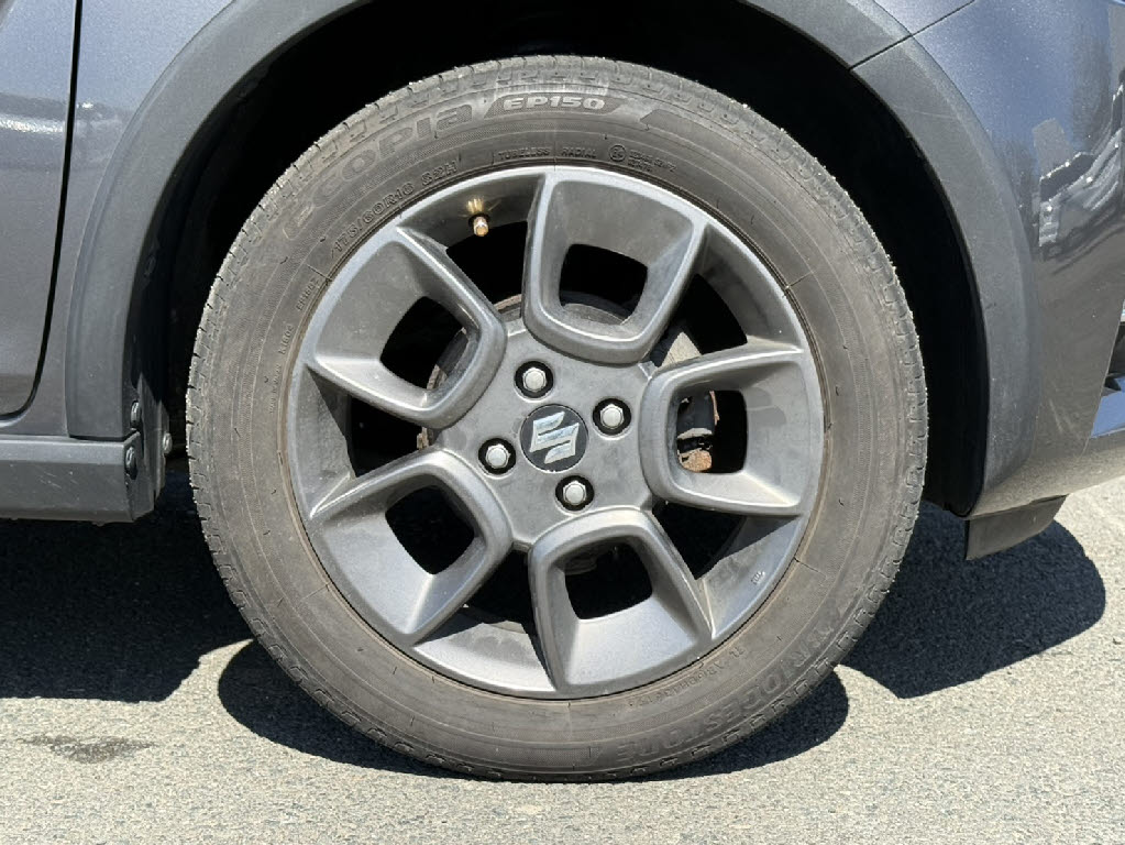 スズキ イグニス 特別仕様車Fﾘﾐﾃｯﾄﾞ