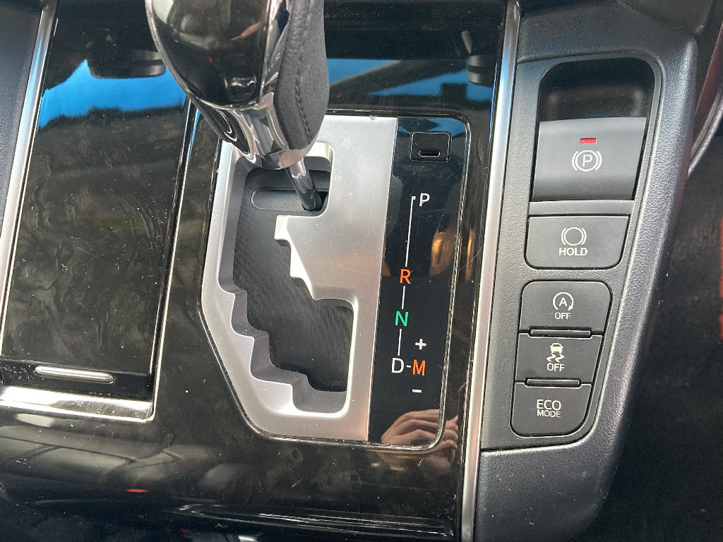 トヨタ アルファード 4WD S-Apkg