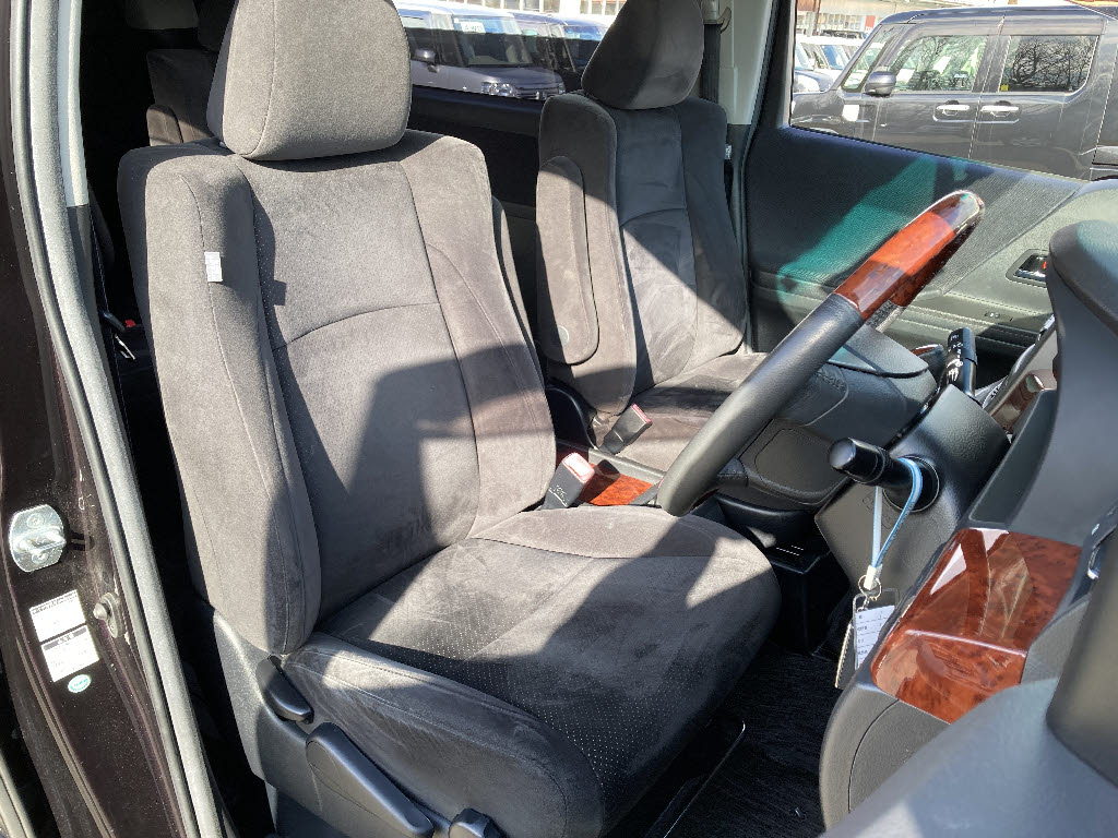 トヨタ ヴェルファイア 2.4Z ﾌﾟﾗﾁﾅｾﾚｸｼｮﾝⅡ 4WD