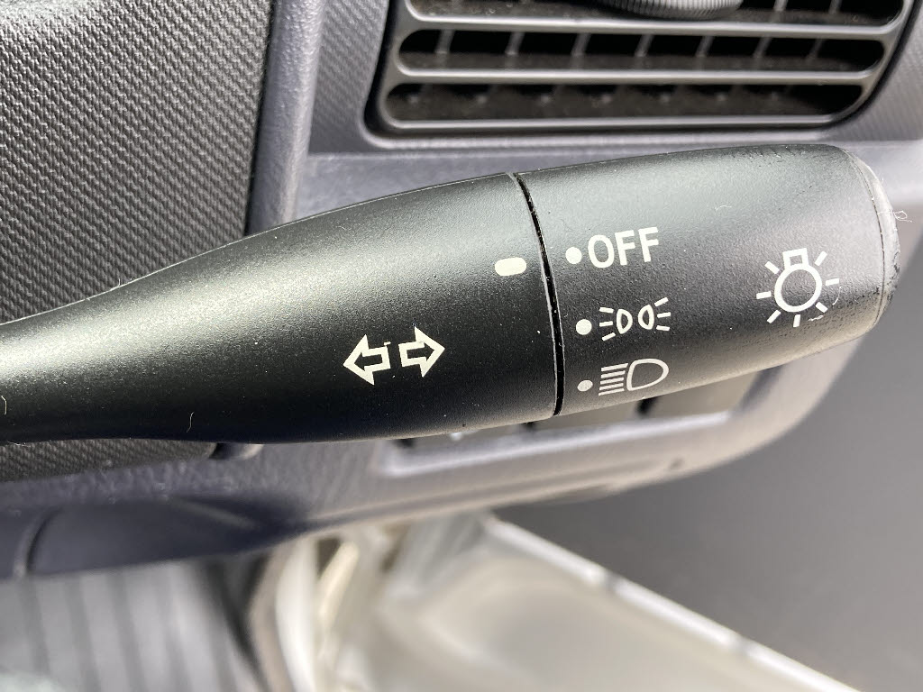 スバル サンバーＶ 4WD VB