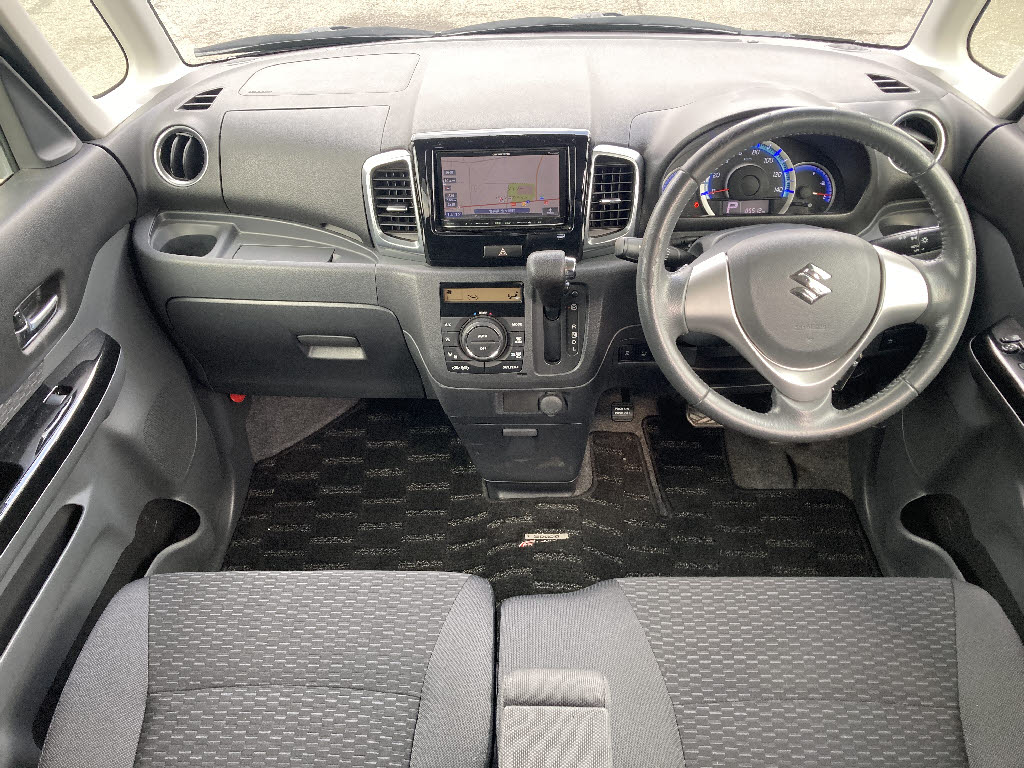 スズキ スペーシアカスタム TS　4WD