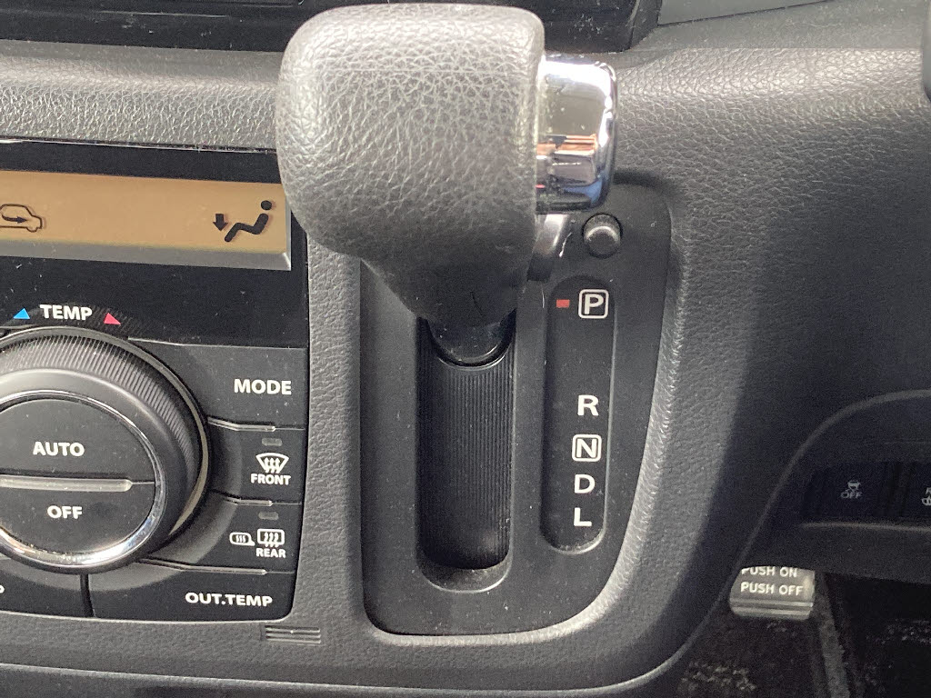 スズキ スペーシアカスタム TS　4WD