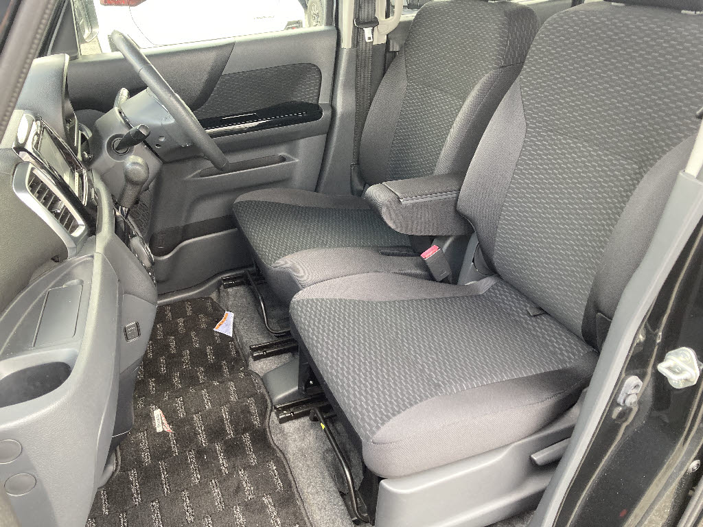 スズキ スペーシアカスタム TS　4WD