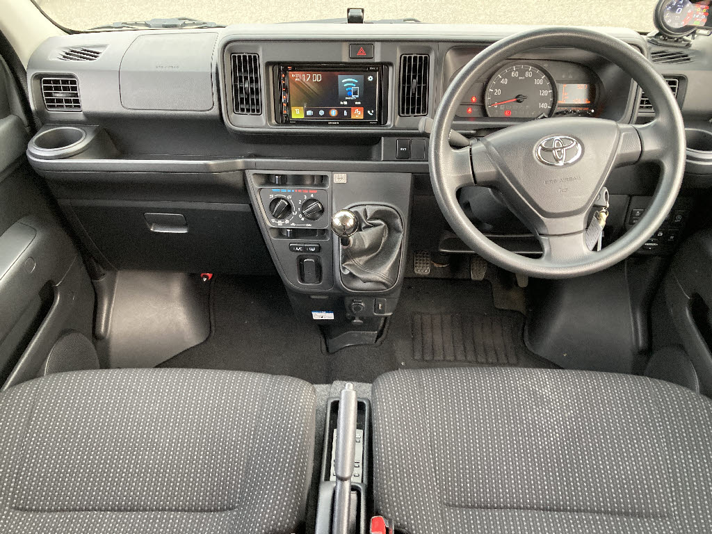 トヨタ ピクシスＶ 4WD ｸﾙｰｽﾞﾀｰﾎﾞSAⅢ