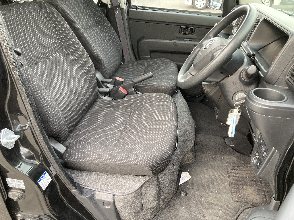 トヨタ ピクシスＶ 4WD ｸﾙｰｽﾞﾀｰﾎﾞSAⅢ