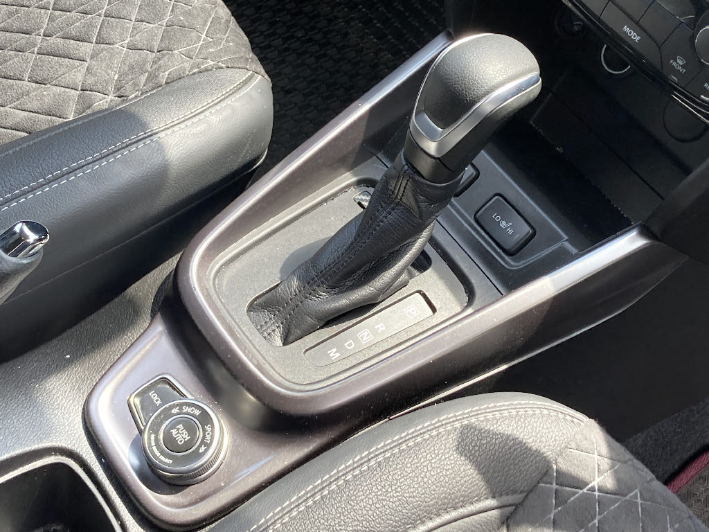 スズキ エスクード ﾍﾞｰｽｸﾞﾚｰﾄﾞ 4WD