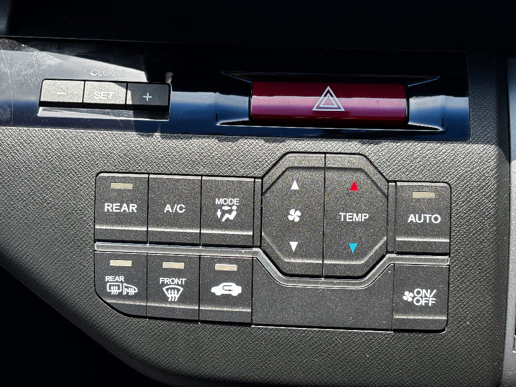 ホンダ ステップワゴン Zｸｰﾙｽﾋﾟﾘｯﾄ 4WD