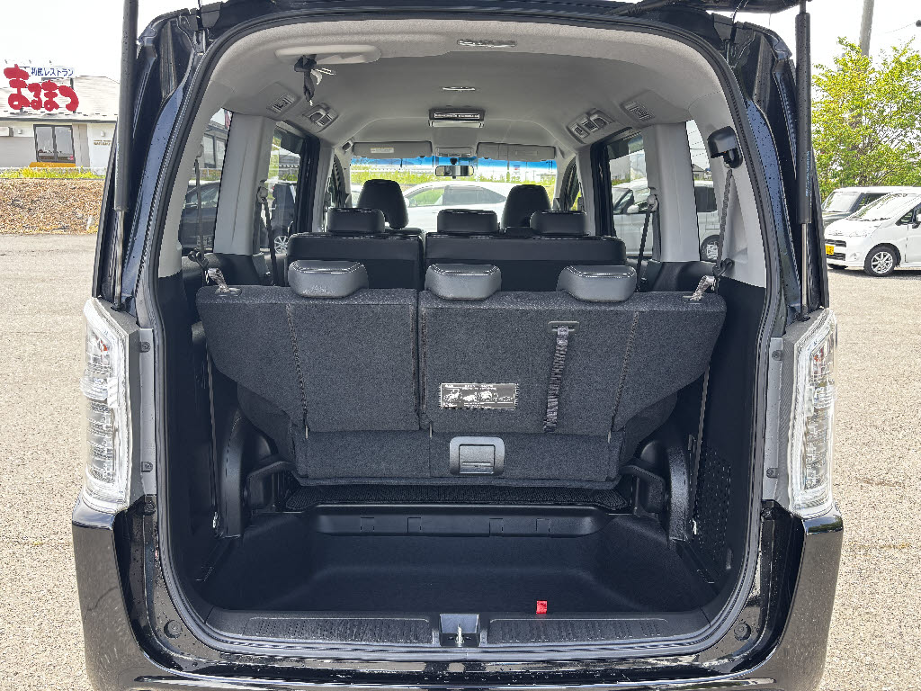 ホンダ ステップワゴン Zｸｰﾙｽﾋﾟﾘｯﾄ 4WD