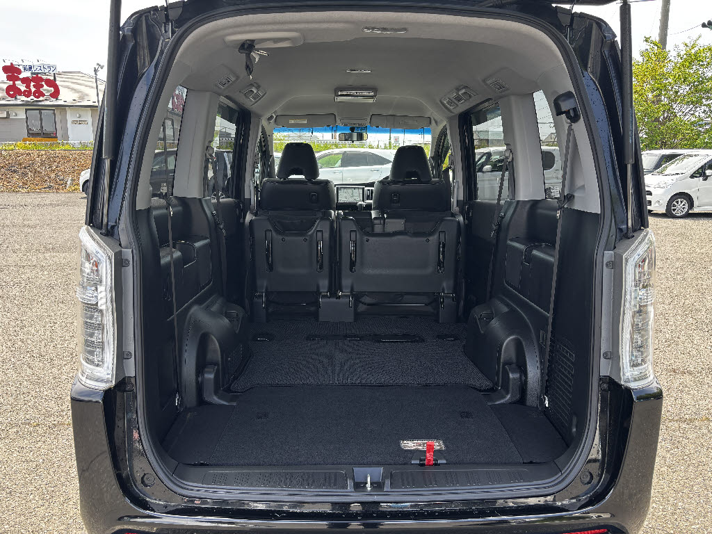 ホンダ ステップワゴン Zｸｰﾙｽﾋﾟﾘｯﾄ 4WD