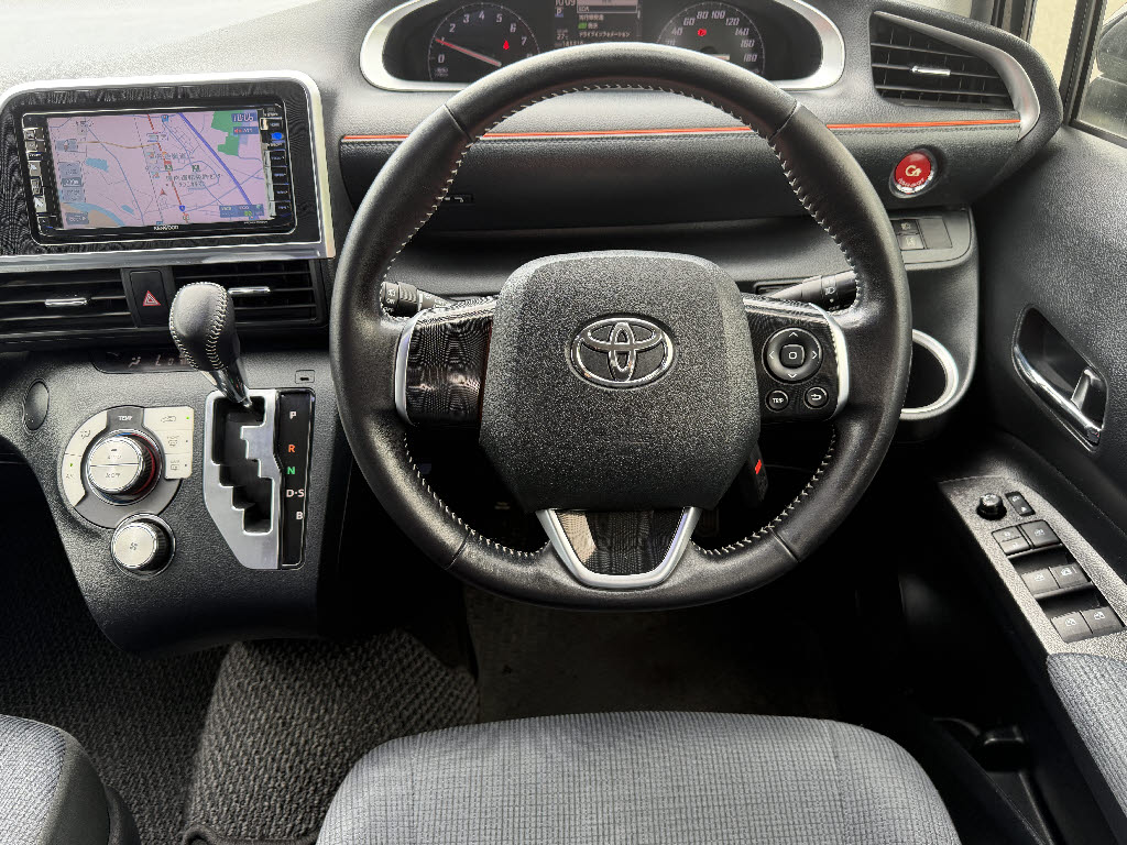 トヨタ シエンタ G 4WD