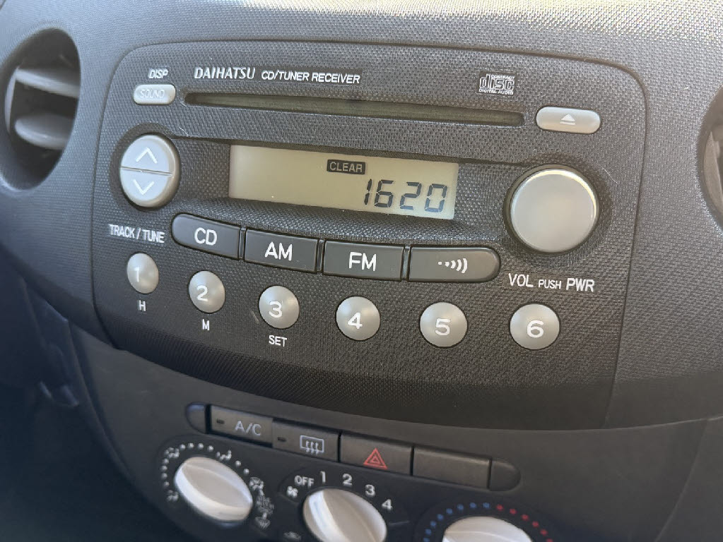 ダイハツ エッセ 4WD D