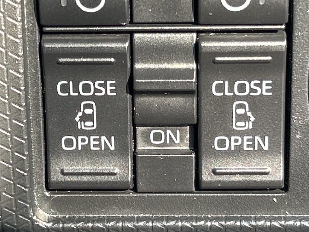 ダイハツ タントカスタム ｶｽﾀﾑRS 4WD