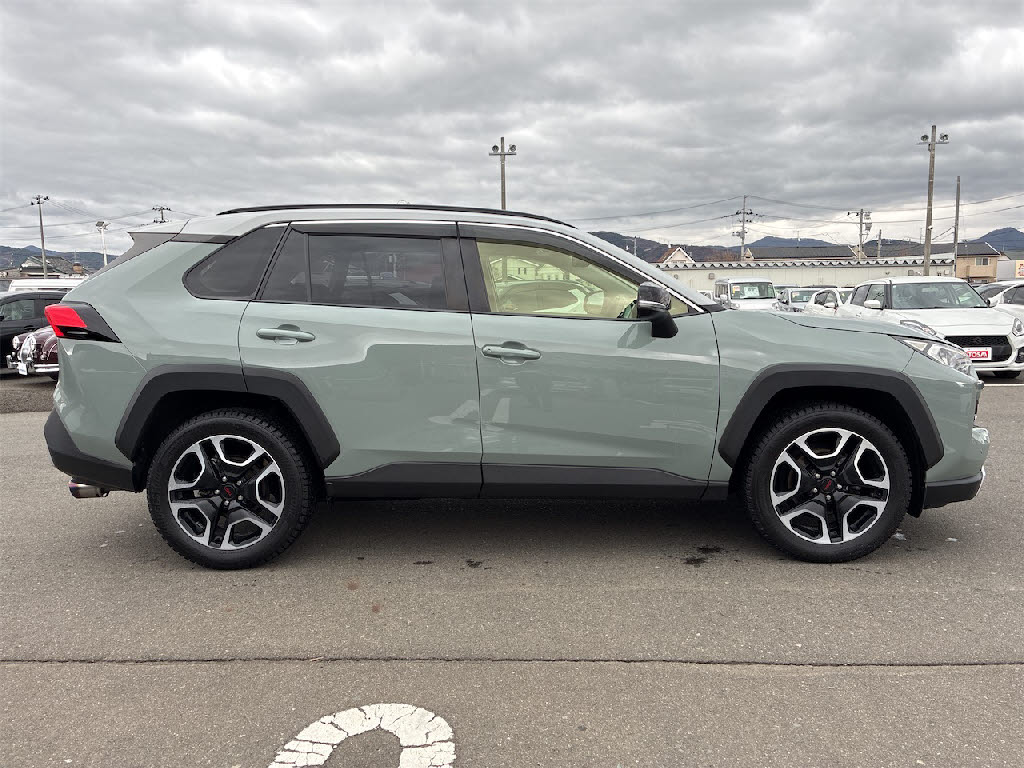 トヨタ ＲＡＶ－４ ｱﾄﾞﾍﾞﾝﾁｬｰ