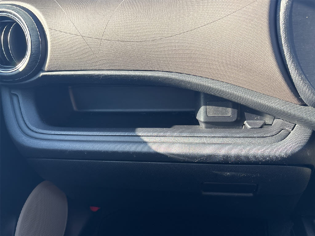 トヨタ アクア G