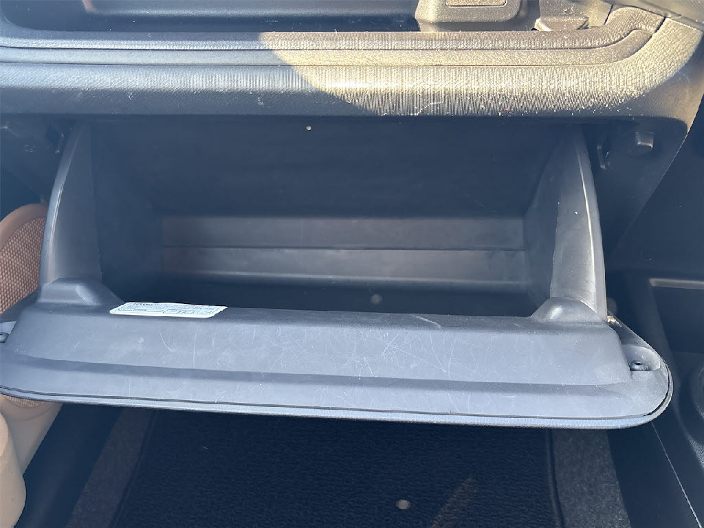 トヨタ アクア G