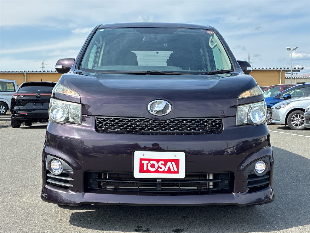 トヨタ ヴォクシー ZS