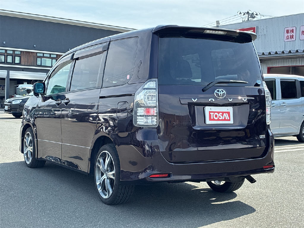 トヨタ ヴォクシー ZS
