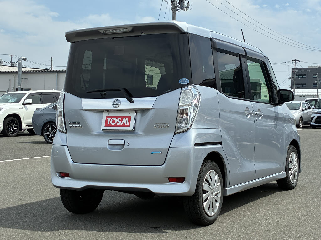 ニッサン デイズルークス ﾊｲｳｪｲｽﾀｰX Gﾊﾟｯｹｰｼﾞ 4WD