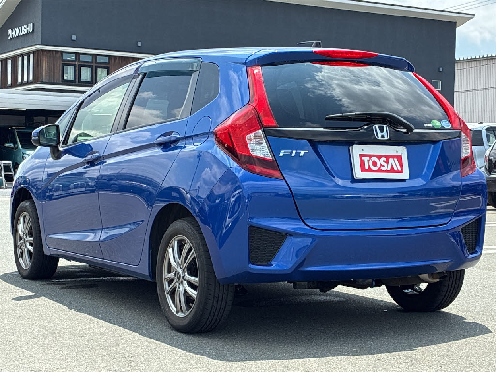 ホンダ フィット 4WD 13G F-PKG
