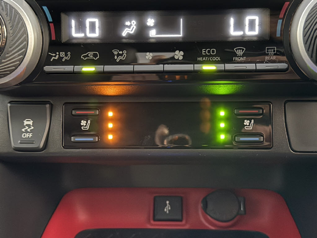 トヨタ ＲＡＶ－４ ｱﾄﾞﾍﾞﾝﾁｬｰ ｵﾌﾛｰﾄﾞPKG 4WD