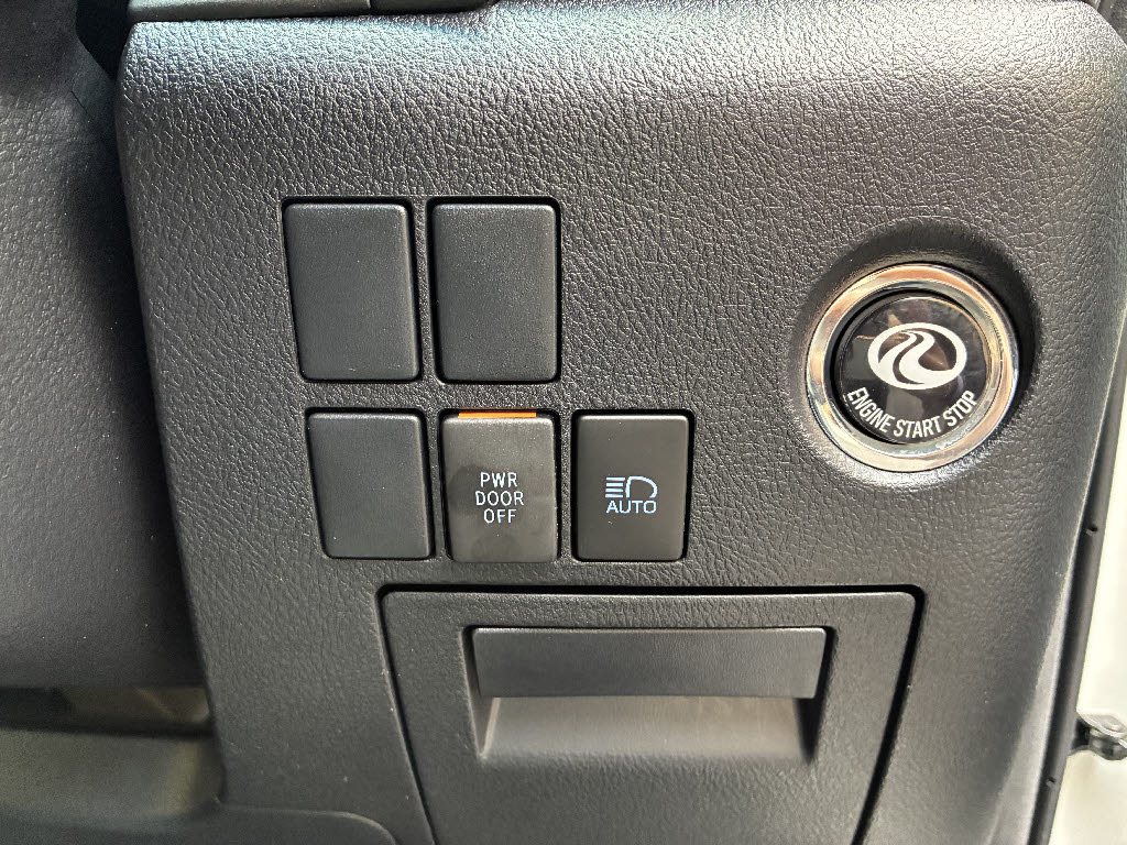 トヨタ アルファード 2.5Ｓ