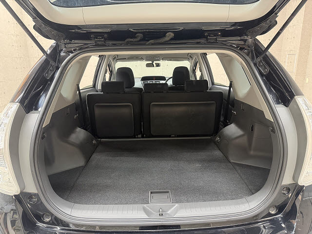 トヨタ プリウスアルファ Ｓ　チューンブラック