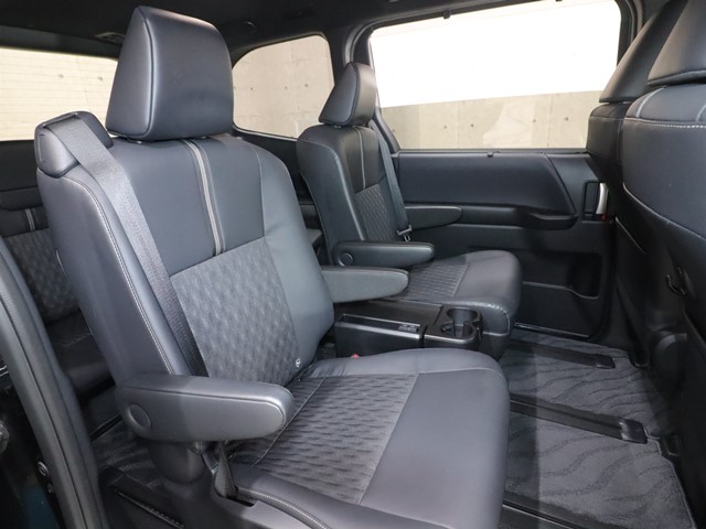 トヨタ ノア S-Z