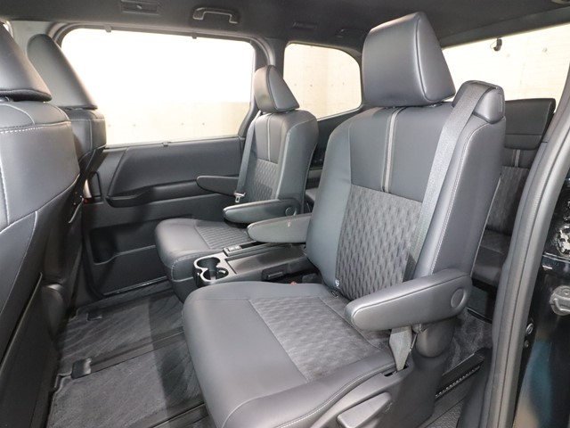 トヨタ ノア S-Z