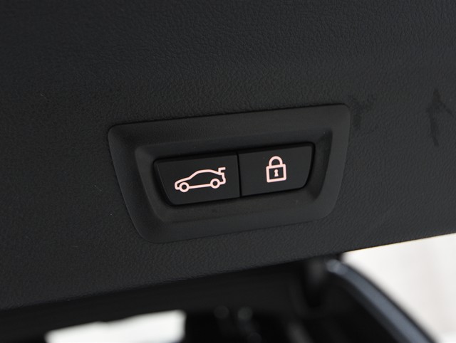 ＢＭＷ ＢＭＷ Ｘ３ ｘＤｒｉｖｅ２０ｄ　Ｍスポーツ