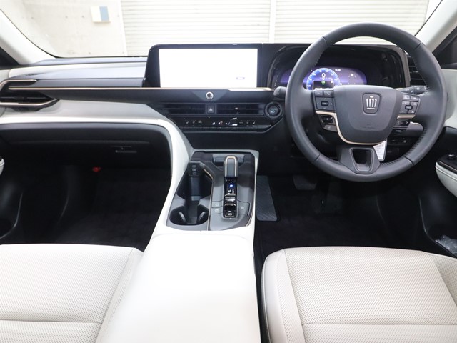 トヨタ ｸﾗｳﾝ ｸﾛｽｵｰﾊﾞｰ Ｇ　レザーパッケージ