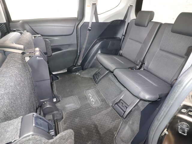 トヨタ シエンタ Gクエロ