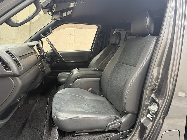 トヨタ ハイエースＶ ＤＴ　スーパーＧＬ　ダークプライム２　ロ