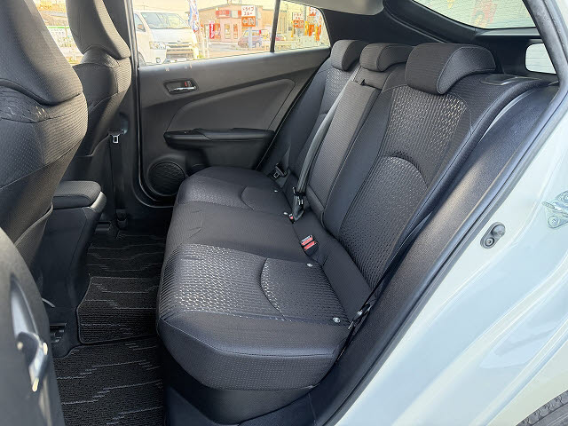 トヨタ プリウス Ｓセーフティープラス