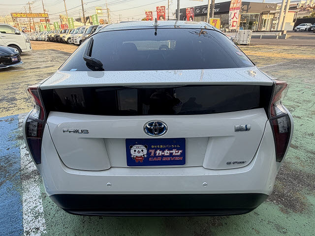 トヨタ プリウス Ｓセーフティープラス
