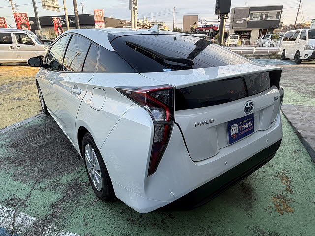 トヨタ プリウス Ｓセーフティープラス