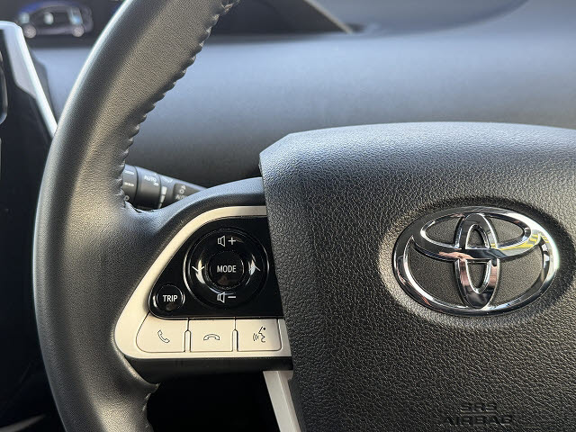 トヨタ プリウス Ｓセーフティープラス