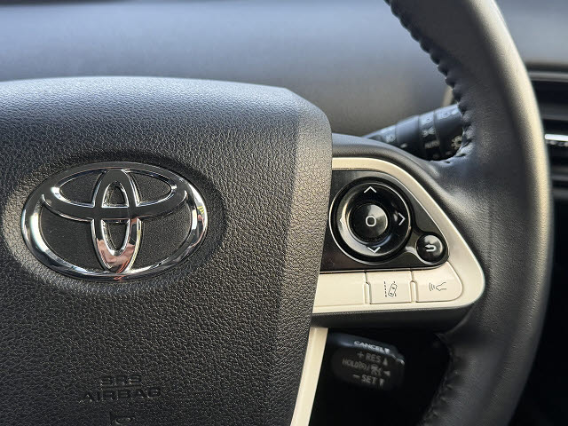 トヨタ プリウス Ｓセーフティープラス