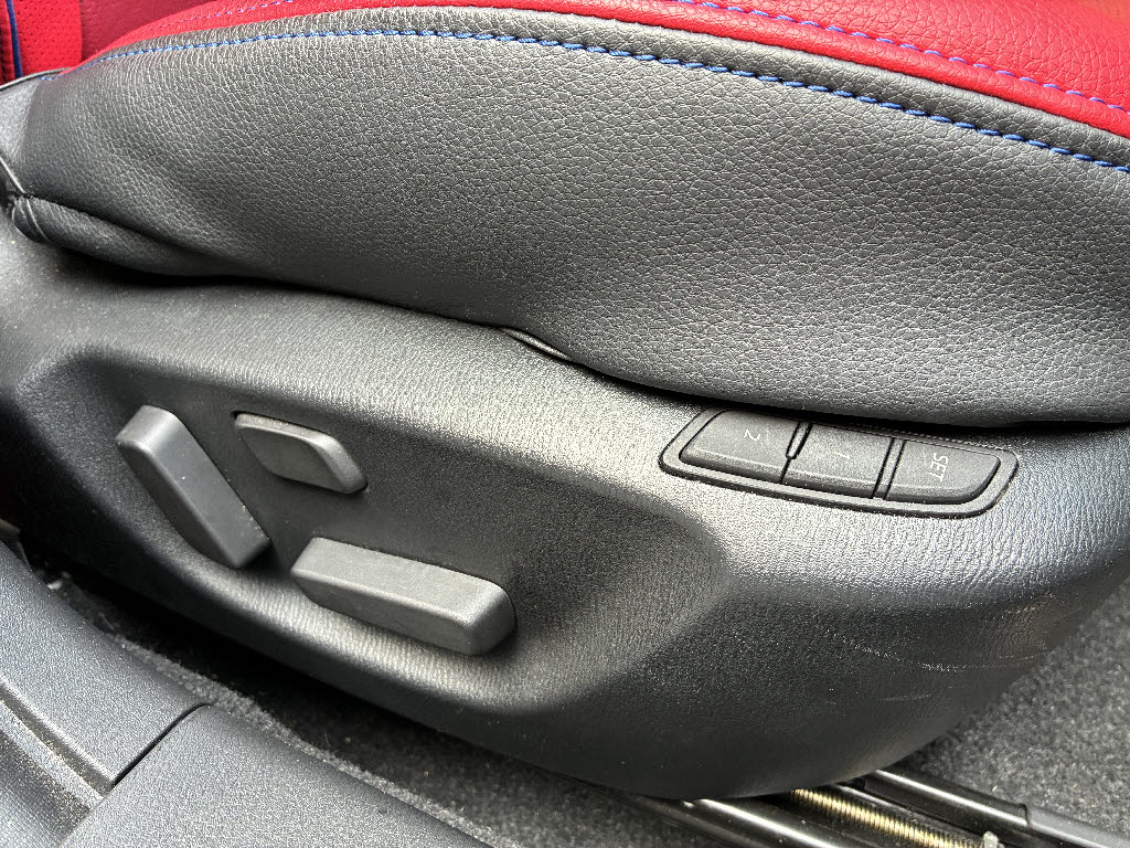 マツダ アクセラＨＶ Ｓ　Ｌパッケージ