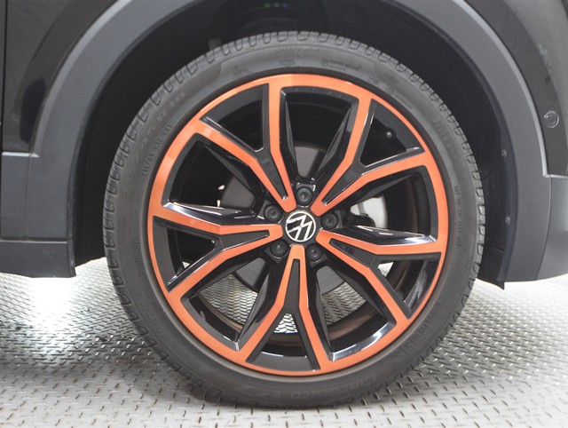 フォルクスワーゲン Ｔ‐クロス ＴＳＩ　１ｓｔ　プラス