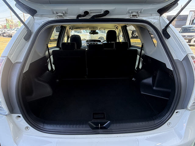 トヨタ プリウスアルファ Ｓ　チューンブラック２