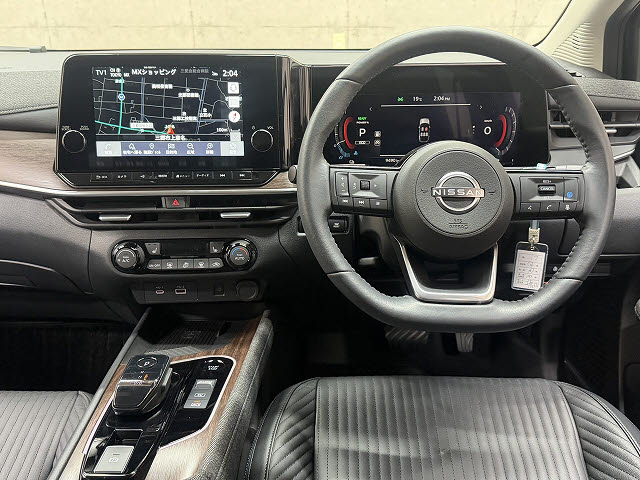 ニッサン オーラ Ｇ　レザーエディション