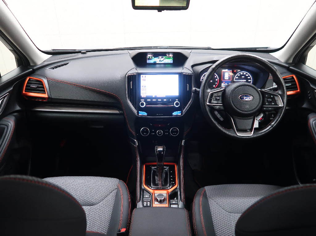 スバル フォレスター X-ブレイク