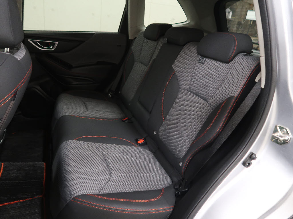 スバル フォレスター X-ブレイク