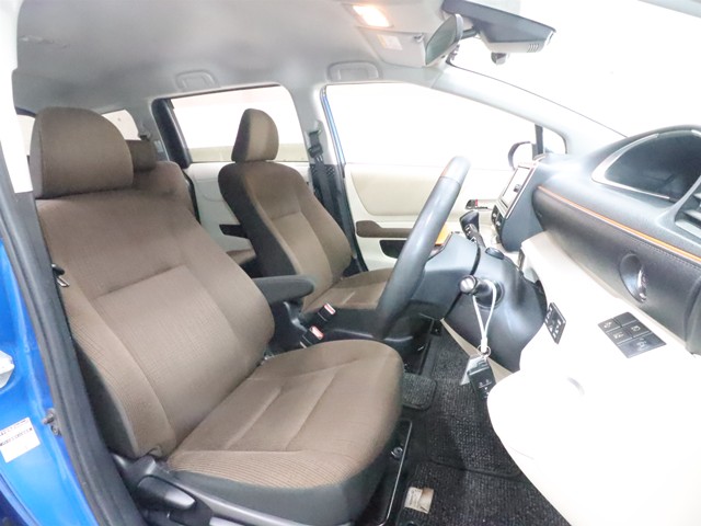 トヨタ シエンタ G