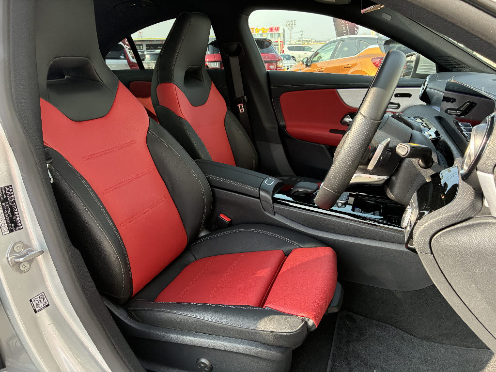 メルセデスベンツ ﾒﾙｾﾃﾞｽﾍﾞﾝﾂ CLA ＣＬＡ１８０　ＡＭＧライン