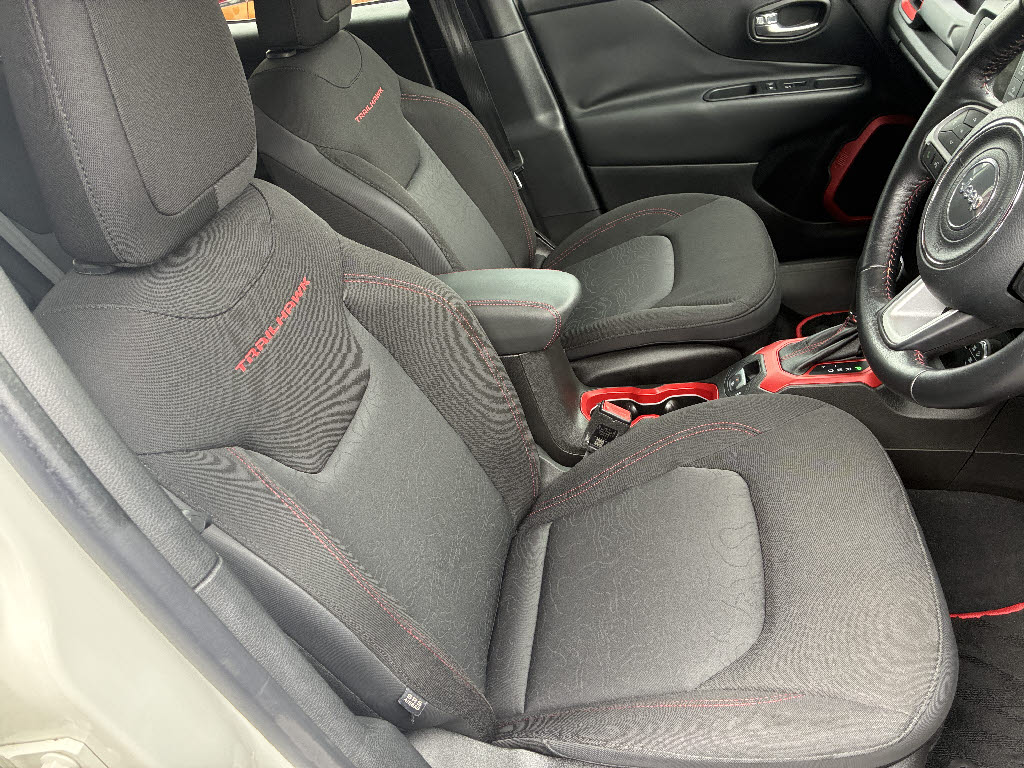 その他輸入車 ｼﾞｰﾌﾟ ﾚﾈｹﾞｰﾄﾞ ﾄﾚｲﾙﾎｰｸ