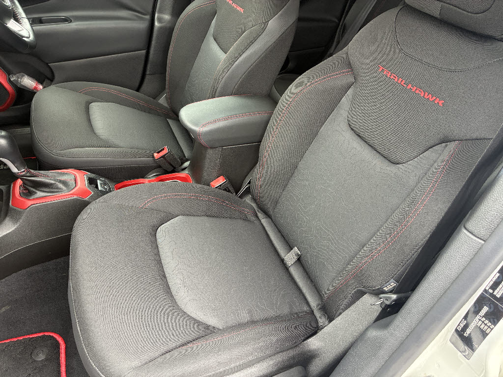 その他輸入車 ｼﾞｰﾌﾟ ﾚﾈｹﾞｰﾄﾞ ﾄﾚｲﾙﾎｰｸ