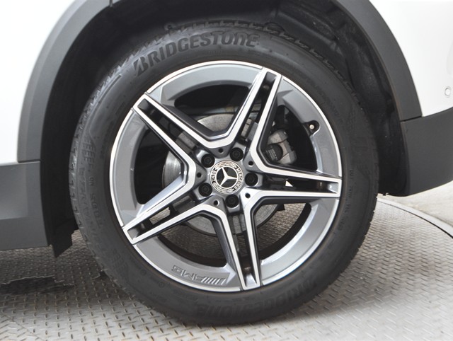 メルセデスベンツ ﾒﾙｾﾃﾞｽﾍﾞﾝﾂ GLAｸﾗｽ GLA200d 4ﾏﾁｯｸ AMGﾗｲﾝ