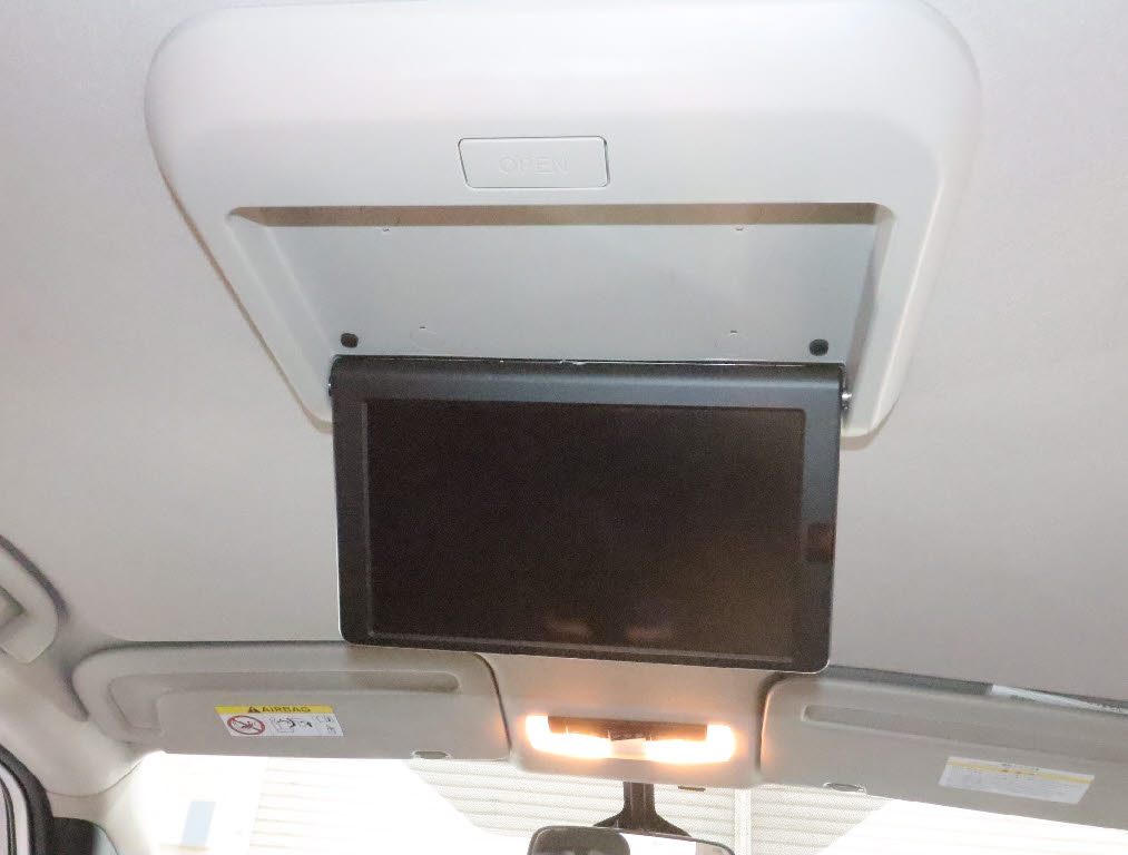 ニッサン セレナ ハイウェイスター　Ｖ